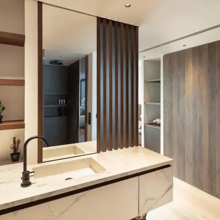 Apartment A Stunning Fully Renovated 3-bedroom Marbella