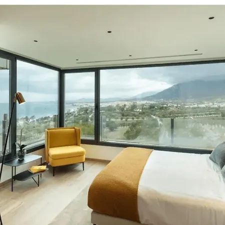 A Stunning Fully Renovated 3-bedroom